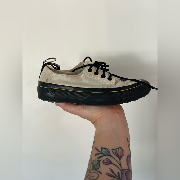 Dr Martens White Low Top Lace Ups White Womens Size 6 - Picture 3 of 8